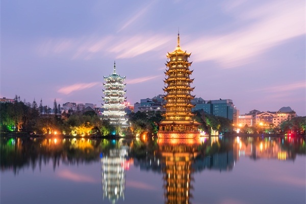 公園景觀照明應(yīng)遵循的設(shè)計理念 公園景觀照明應(yīng)遵循的設(shè)計理念